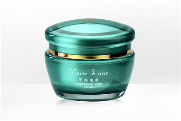 晚霜可以直接涂抹于面部嗎 晚霜怎么使用效果最好 晚霜可以直接涂抹于面部嗎 晚霜怎么使用效果最好