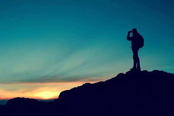 爬山減肥效果好嗎 爬山可以減掉大肚腩嗎 爬山減肥效果好嗎 爬山可以減掉大肚腩嗎