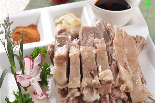 羊肉適合什么季節(jié)吃 羊肉在冬天吃有什么好處 羊肉適合什么季節(jié)吃 羊肉在冬天吃有什么好處