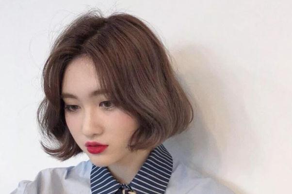 熱燙可以燙到發(fā)根嗎 熱燙可以用彈力素嗎 熱燙可以燙到發(fā)根嗎 熱燙可以用彈力素嗎