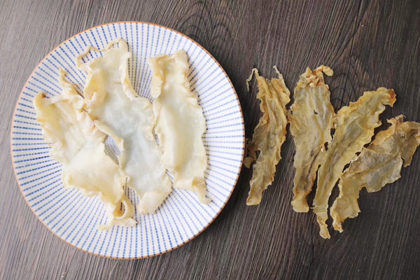 花膠用冷水泡還是熱水 花膠要泡多久時間 花膠用冷水泡還是熱水 花膠要泡多久時間