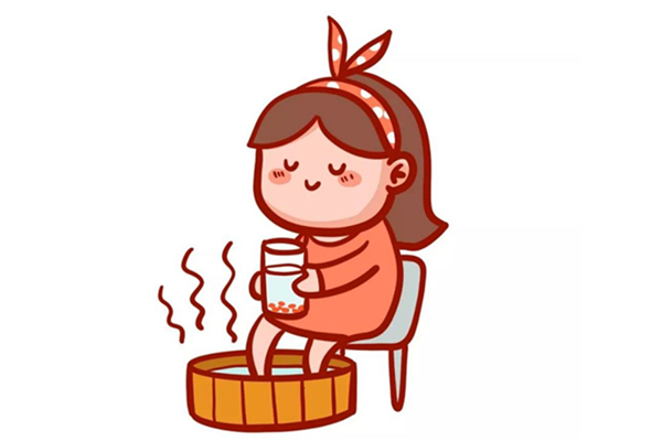 泡腳對(duì)手腳冰涼有好處嗎 泡腳對(duì)女性身體有什么好處 泡腳對(duì)手腳冰涼有好處嗎 泡腳對(duì)女性身體有什么好處