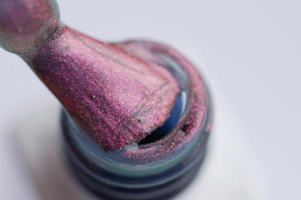 甲油膠有顆粒怎么回事 甲油膠有點(diǎn)粘稠怎么辦