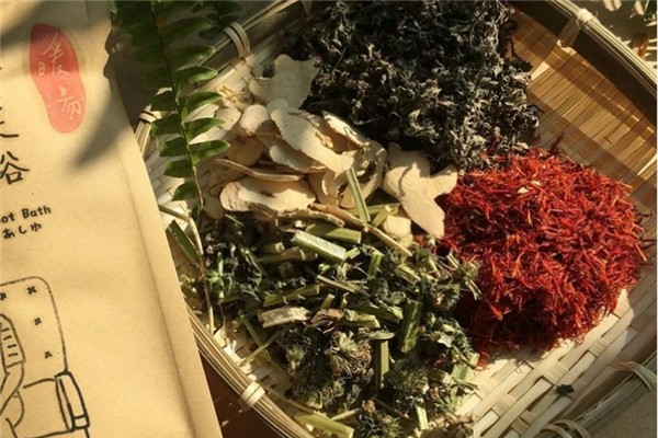 中藥泡腳包一包可以用幾次 中藥泡腳包可以二次使用嗎 中藥泡腳包一包可以用幾次 中藥泡腳包可以二次使用嗎