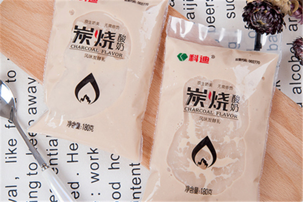 炭燒酸奶為什么是褐色的 炭燒酸奶怎么做好喝 炭燒酸奶為什么是褐色的 炭燒酸奶怎么做好喝