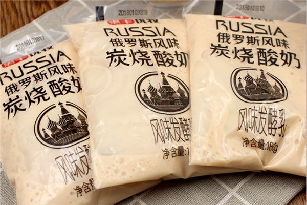 炭燒酸奶含糖量高嗎 炭燒酸奶什么味道 炭燒酸奶含糖量高嗎 炭燒酸奶什么味道