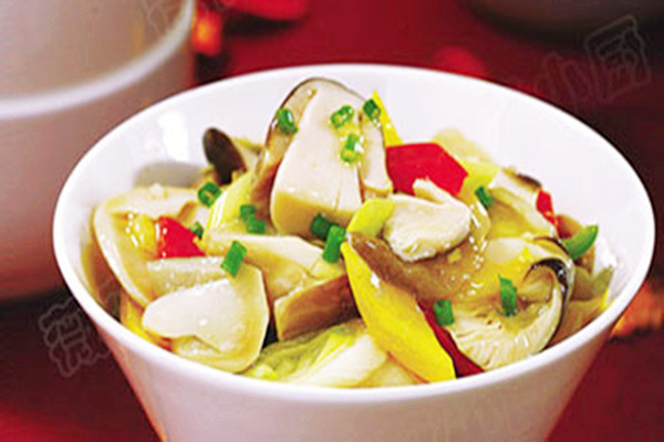 草菇發(fā)苦可以吃嗎 草菇怎么清洗 草菇發(fā)苦可以吃嗎 草菇怎么清洗