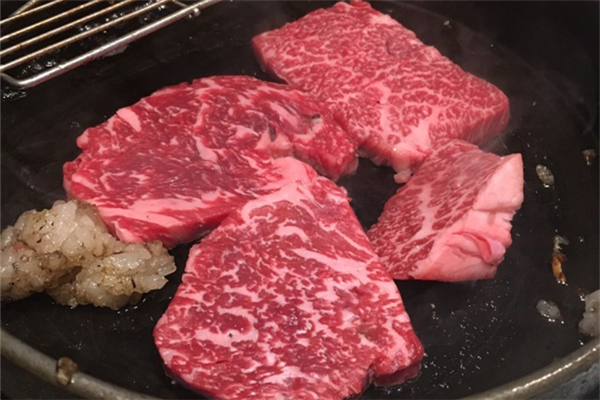 韓牛為什么那么貴 韓牛多少錢一斤 韓牛為什么那么貴 韓牛多少錢一斤