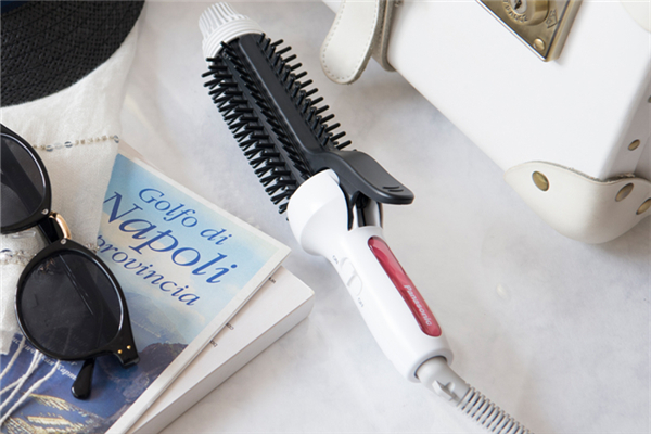 卷發(fā)棒是濕發(fā)卷還是干發(fā)卷 卷發(fā)棒怎么卷大波浪 卷發(fā)棒是濕發(fā)卷還是干發(fā)卷 卷發(fā)棒怎么卷大波浪