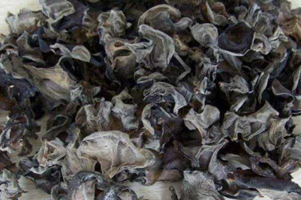 黑木耳有酸味能吃嗎 黑木耳有酸味是怎么回事 黑木耳有酸味能吃嗎 黑木耳有酸味是怎么回事