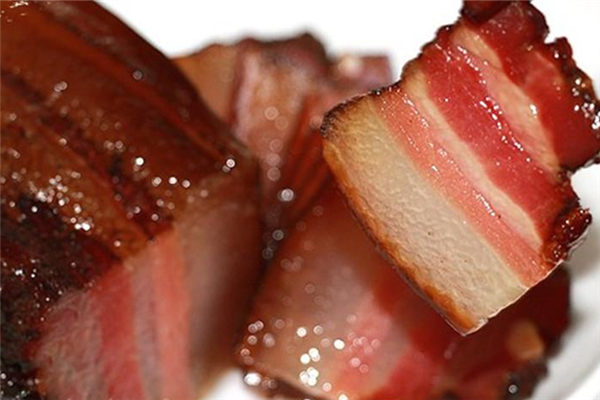 臘肉用哪個部位的肉 臘肉怎么腌最好吃 臘肉用哪個部位的肉 臘肉怎么腌最好吃