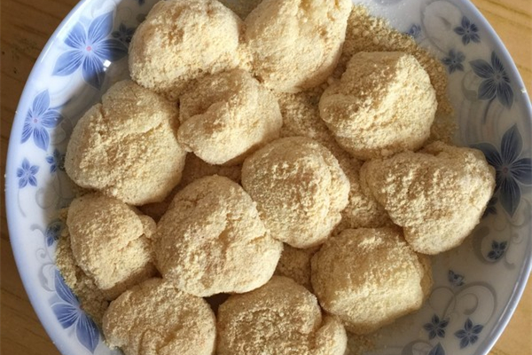 糍粑是什么時(shí)候節(jié)日吃的 糍粑是哪里的小吃 糍粑是什么時(shí)候節(jié)日吃的 糍粑是哪里的小吃