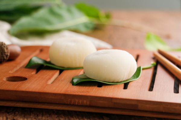 麻薯是糯米糍嗎 麻薯是發(fā)物嗎 麻薯是糯米糍嗎 麻薯是發(fā)物嗎