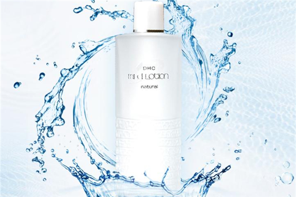 保濕水有什么作用 保濕水的正確用法 保濕水有什么作用 保濕水的正確用法