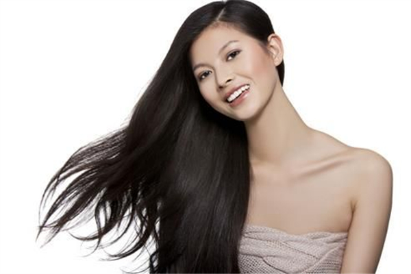 油性頭發(fā)會(huì)導(dǎo)致脫發(fā)嗎 油性頭發(fā)對(duì)身體好不好 油性頭發(fā)會(huì)導(dǎo)致脫發(fā)嗎 油性頭發(fā)對(duì)身體好不好