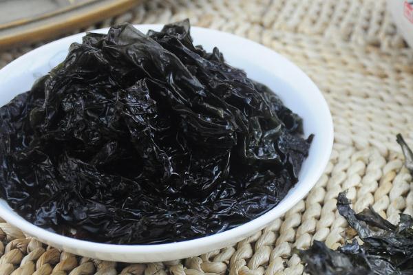 紫菜對(duì)身體有什么好處和壞處 紫菜對(duì)頭發(fā)有什么好處 紫菜對(duì)身體有什么好處和壞處 紫菜對(duì)頭發(fā)有什么好處