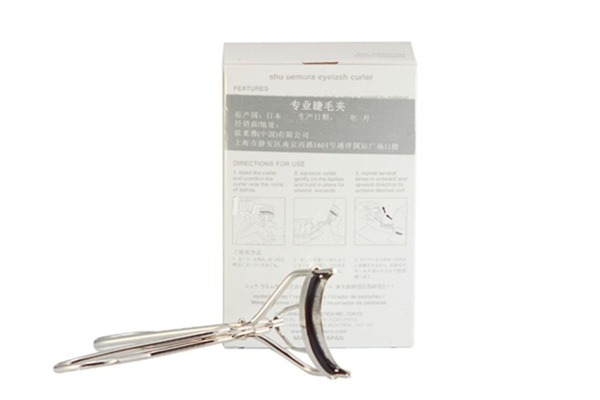 睫毛夾多久換一次 睫毛夾的膠條掉了怎么辦