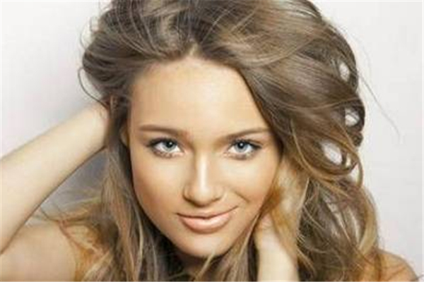 油性頭發(fā)會(huì)導(dǎo)致脫發(fā)嗎 油性頭發(fā)對(duì)身體好不好 油性頭發(fā)會(huì)導(dǎo)致脫發(fā)嗎 油性頭發(fā)對(duì)身體好不好