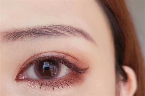 美瞳戴不上怎么辦 美瞳戴法新手教程 美瞳戴不上怎么辦 美瞳戴法新手教程