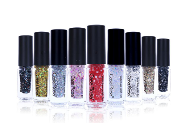 指甲油能用酒精洗掉嗎 指甲油能用卸妝水卸嗎 指甲油能用酒精洗掉嗎 指甲油能用卸妝水卸嗎