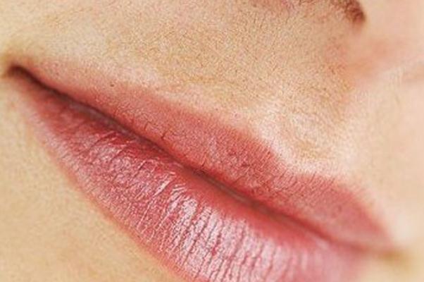 唇毛的生長周期是多少天 唇毛的地方很黑怎么辦 唇毛的生長周期是多少天 唇毛的地方很黑怎么辦