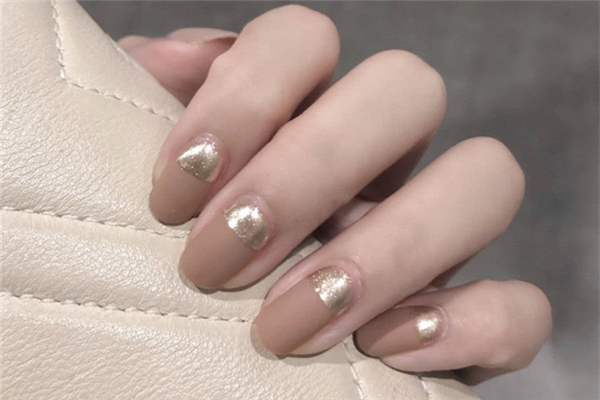 甲片能維持多久 甲片貼多久時(shí)間比較好 甲片能維持多久 甲片貼多久時(shí)間比較好