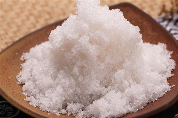 芒硝會灼傷皮膚嗎 芒硝使用注意事項(xiàng)