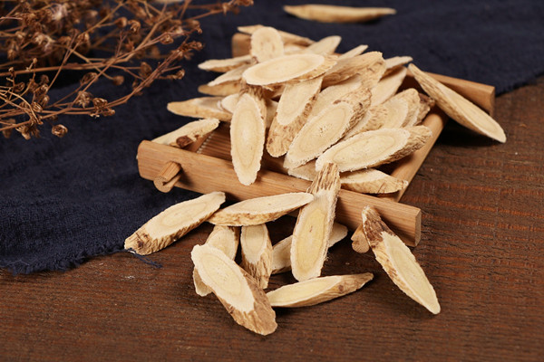 黃芪可以治胃病嗎 黃芪能治便秘嗎 黃芪可以治胃病嗎 黃芪能治便秘嗎