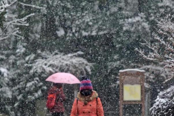 降溫會(huì)引起腸胃不適嗎 降溫對(duì)我們的身體有什么影響 降溫會(huì)引起腸胃不適嗎 降溫對(duì)我們的身體有什么影響