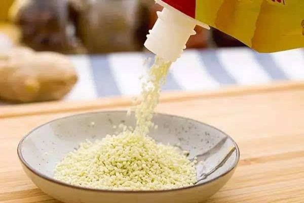 雞精減肥可以吃嗎 雞精吃了好嗎 雞精減肥可以吃嗎 雞精吃了好嗎