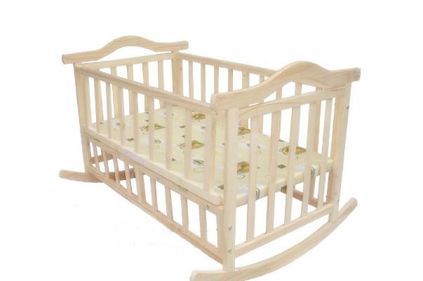 嬰兒床買什么材質(zhì)的好 嬰兒床可以睡到幾歲 嬰兒床買什么材質(zhì)的好 嬰兒床可以睡到幾歲