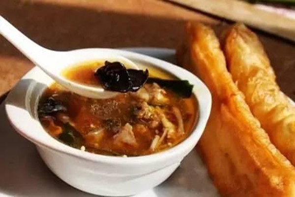 胡辣湯能放多久 胡辣湯冷了可以熱嗎 胡辣湯能放多久 胡辣湯冷了可以熱嗎