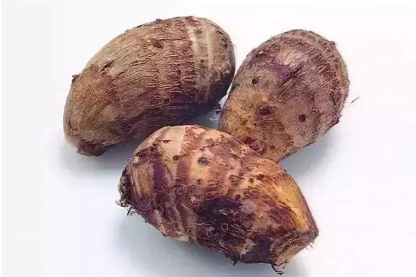 芋頭的功效與作用禁忌 芋頭怎么吃最簡單做法 芋頭的功效與作用禁忌 芋頭怎么吃最簡單做法