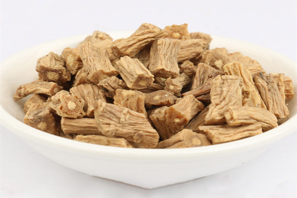 黨參能和菊花一起泡水嗎 黨參能和西洋參一起泡水喝嗎 黨參能和菊花一起泡水嗎 黨參能和西洋參一起泡水喝嗎