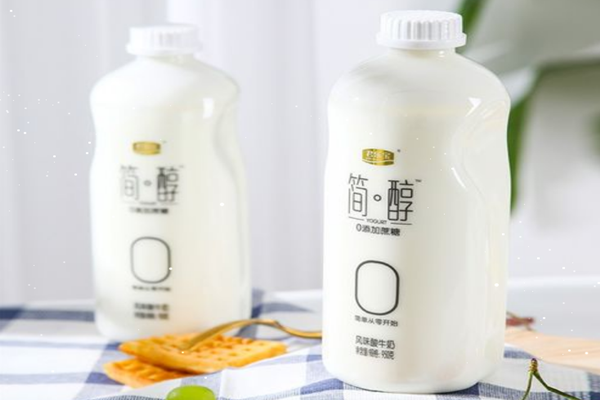 君樂寶簡(jiǎn)醇酸奶的特點(diǎn) 君樂寶簡(jiǎn)醇酸奶糖尿病能喝嗎 君樂寶簡(jiǎn)醇酸奶的特點(diǎn) 君樂寶簡(jiǎn)醇酸奶糖尿病能喝嗎