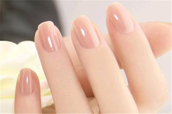 美甲底膠的作用是什么 美甲底膠涂幾層比較好 美甲底膠的作用是什么 美甲底膠涂幾層比較好