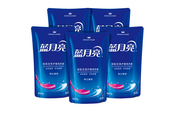 藍月亮洗衣液可以洗羽絨服嗎 藍月亮洗衣液洗的干凈嗎
