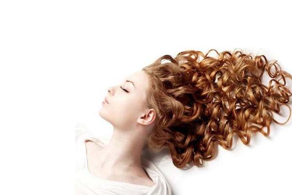 頭發(fā)分叉還會長長嗎 頭發(fā)分叉會有什么影響 頭發(fā)分叉還會長長嗎 頭發(fā)分叉會有什么影響