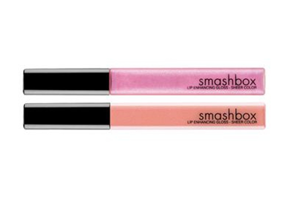 唇蜜有必要買(mǎi)嗎 唇蜜會(huì)黏嘴唇嗎