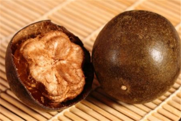 羅漢果用開(kāi)水泡還是溫水 羅漢果泡水可以泡幾遍 羅漢果用開(kāi)水泡還是溫水 羅漢果泡水可以泡幾遍