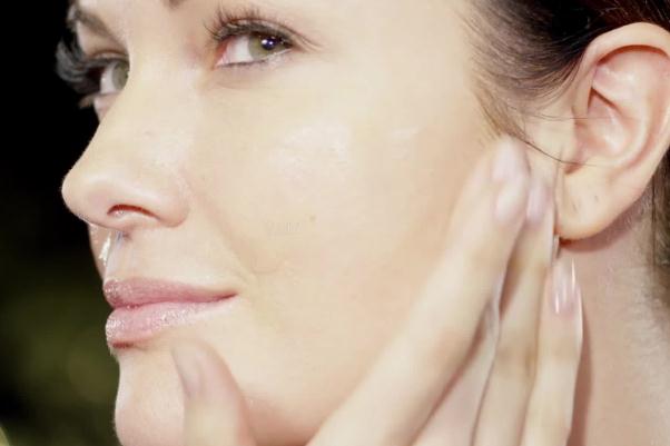 去角質(zhì)有痘痘可以用嗎 去角質(zhì)有副作用嗎 去角質(zhì)有痘痘可以用嗎 去角質(zhì)有副作用嗎