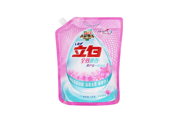 立白洗衣液會(huì)傷手嗎 立白洗衣液會(huì)讓衣服掉色嗎 立白洗衣液會(huì)傷手嗎 立白洗衣液會(huì)讓衣服掉色嗎