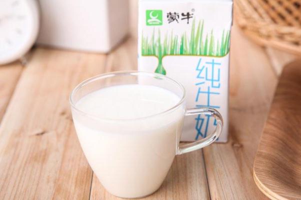 蒙牛純牛奶對(duì)身體好嗎 蒙牛純牛奶對(duì)胃有好處嗎 蒙牛純牛奶對(duì)身體好嗎 蒙牛純牛奶對(duì)胃有好處嗎