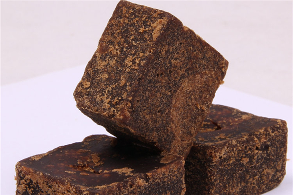 黑糖的熱量高不高 黑糖會(huì)發(fā)胖嗎 黑糖的熱量高不高 黑糖會(huì)發(fā)胖嗎