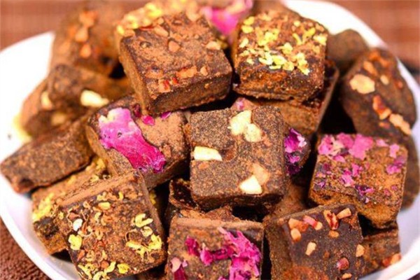 黑糖的熱量高不高 黑糖會(huì)發(fā)胖嗎 黑糖的熱量高不高 黑糖會(huì)發(fā)胖嗎