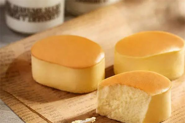 半熟芝士和全熟芝士的區(qū)別 半熟芝士口感描述 半熟芝士和全熟芝士的區(qū)別 半熟芝士口感描述