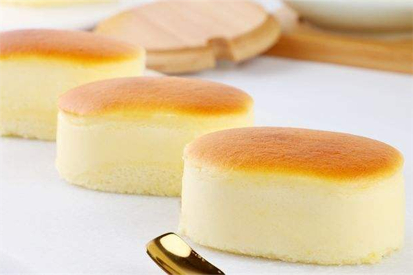 半熟芝士和全熟芝士的區(qū)別 半熟芝士口感描述 半熟芝士和全熟芝士的區(qū)別 半熟芝士口感描述