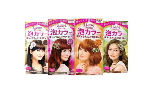 花王染發(fā)劑味道刺鼻嗎 花王染發(fā)劑染完可以洗頭發(fā)嗎 花王染發(fā)劑味道刺鼻嗎 花王染發(fā)劑染完可以洗頭發(fā)嗎