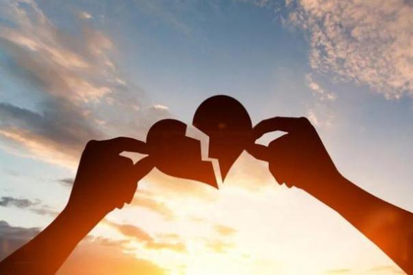 情侶分手后挽回的最佳時間 情侶分手了如何才能復(fù)合 情侶分手后挽回的最佳時間 情侶分手了如何才能復(fù)合