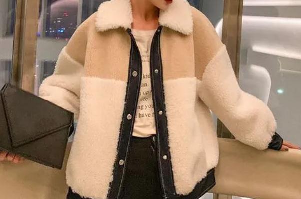 羊羔毛可以曬太陽嗎 羊羔毛如何清洗不會掉起毛 羊羔毛可以曬太陽嗎 羊羔毛如何清洗不會掉起毛